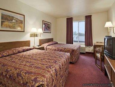 Days Inn By Wyndham Madison Ne/Windsor Oda fotoğraf